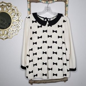 ❌SOLD❌Lauren Conrad long sleeves bow print blouse
